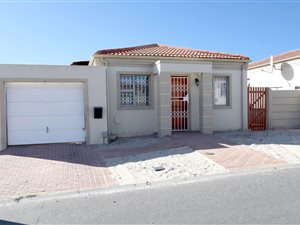 3 Bed House in Bernadino Heights