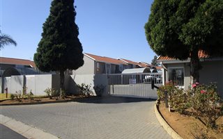 2 Bedroom Apartment in Ormonde