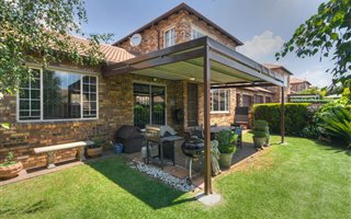 3 Bedroom Townhouse in Sundowner