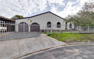 4 Bedroom House in La Rochelle