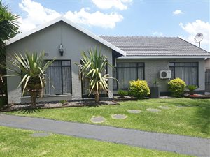4 Bed House in Silverton