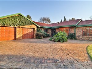 3 Bed House in Zwartkop