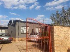 3 Bed House in Klipspruit West