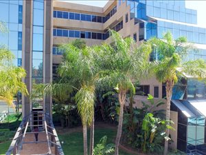 660 m² Commercial space in Ferndale
