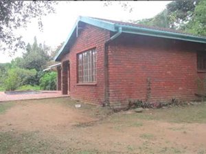 2 Bed House in Doon Heights