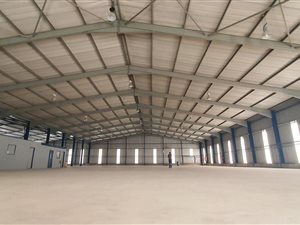 2600 m² Industrial space in Clayville