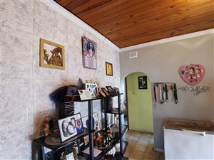 4 Bed House in Ruyterwacht