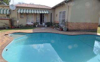 3 Bedroom House in Airfield