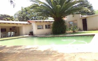 4 Bedroom House in Harmelia