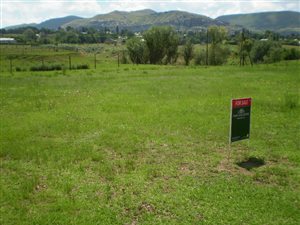 1165 m² Land available in Clarens
