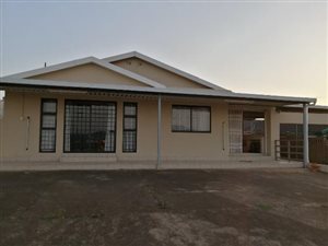 4 Bed House in Phoenix