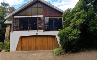 13 Bedroom House in Bergsig