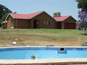 5 Bedroom House in Glen Austin