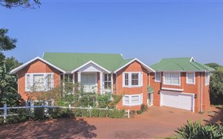 5 Bedroom House in Mt Edgecombe Estate 1 & 2