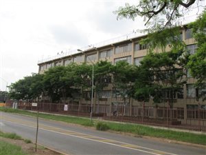 1 Bed Apartment in Eloffsdal