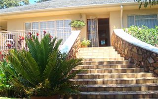 5 Bedroom House in Florida Hills