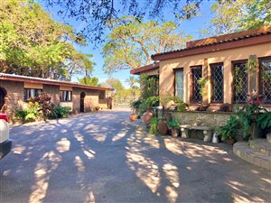 600 m² Commercial space in Uvongo