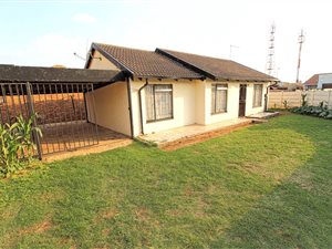 3 Bedroom House in Etwatwa
