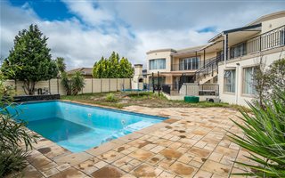6 Bedroom House in Haasendal