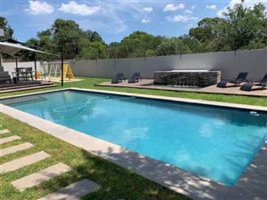 2 Bedroom Penthouse in Kyalami Ridge
