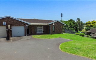 3 Bedroom Simplex in Cowies Hill Park