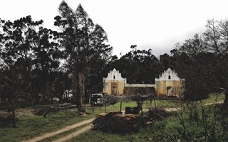 49 ha Farm in Sir Lowrys Pass