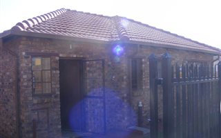 3 Bedroom House in Clarina