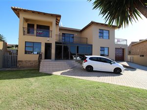 4 Bed House in Wavecrest