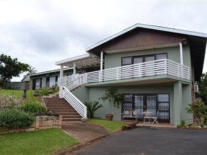 4 Bed House in Uvongo