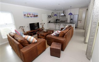 4 Bedroom House in Sunningdale