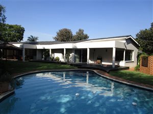 4 Bed House in Elma Park