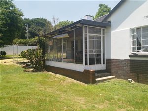 2 Bed House in Lombardy East