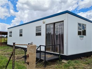 72 m² Farm in Waterkloof Ridge