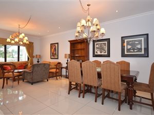 2 Bed Townhouse in Oaklands