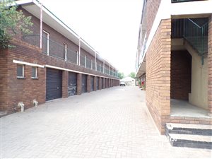 3 Bed Apartment in Vereeniging Central