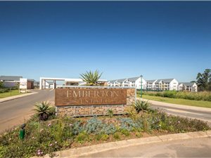 3 Bed Apartment in Hillcrest Central