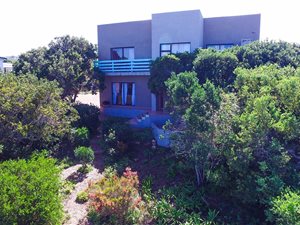 3 Bed House in Klein Brak River