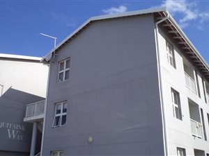 2 Bed Apartment in Grahamstown Central