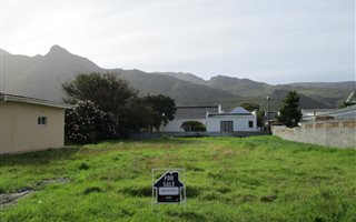 595 m² Land available in Kleinmond