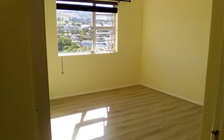2 Bedroom Apartment in Sir Lowrys and surrounds