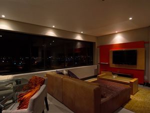 2 Bed Apartment in Ferreirasdorp
