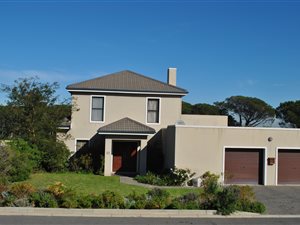 4 Bedroom House in Fernwood Estate