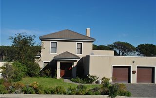 4 Bedroom House in Fernwood Estate