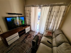 2 Bed Apartment in Honeydew Manor