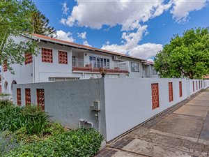 3 Bed Apartment in Flamwood