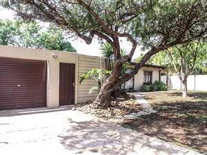 3 Bed House in Masada