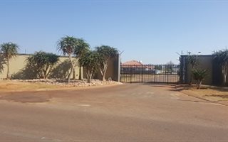 Farm in Clarina