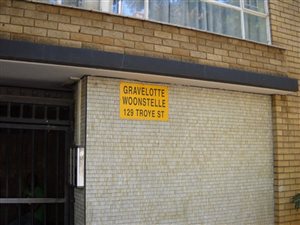 2 Bed Flat in Sunnyside