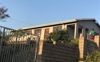 3 Bedroom House in Umlazi