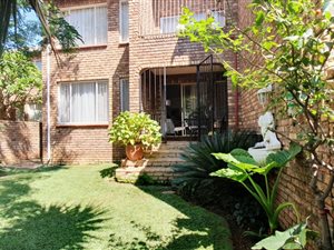 3 Bed House in Moreleta Park